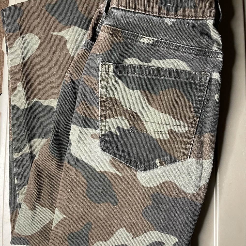 🎄Camo American Eagle jeans